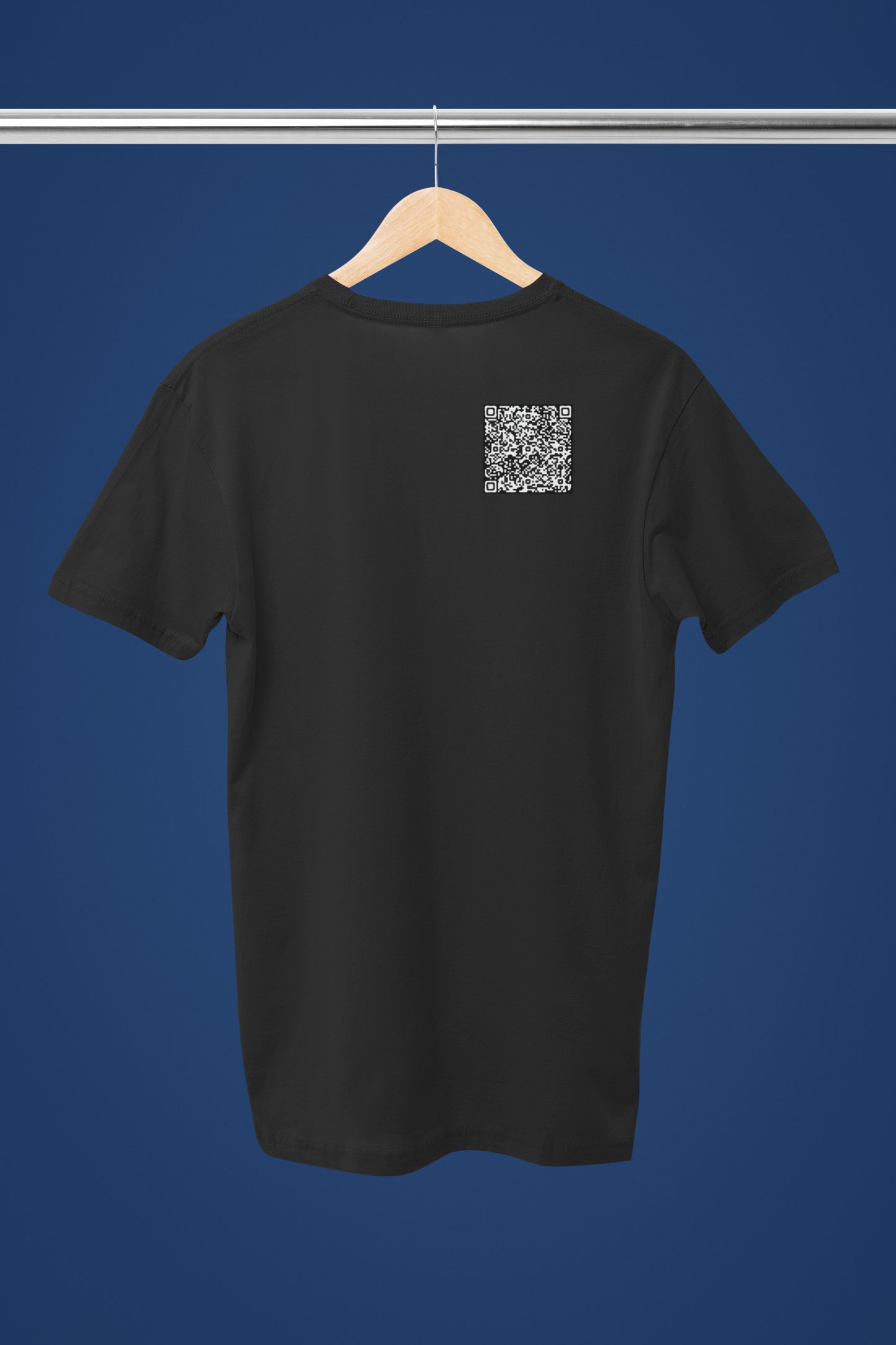 T-shirt med din egen unikke QR-kode