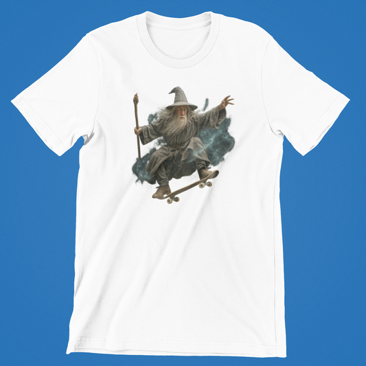 Gandalf på skateboard hvid t-shirt
