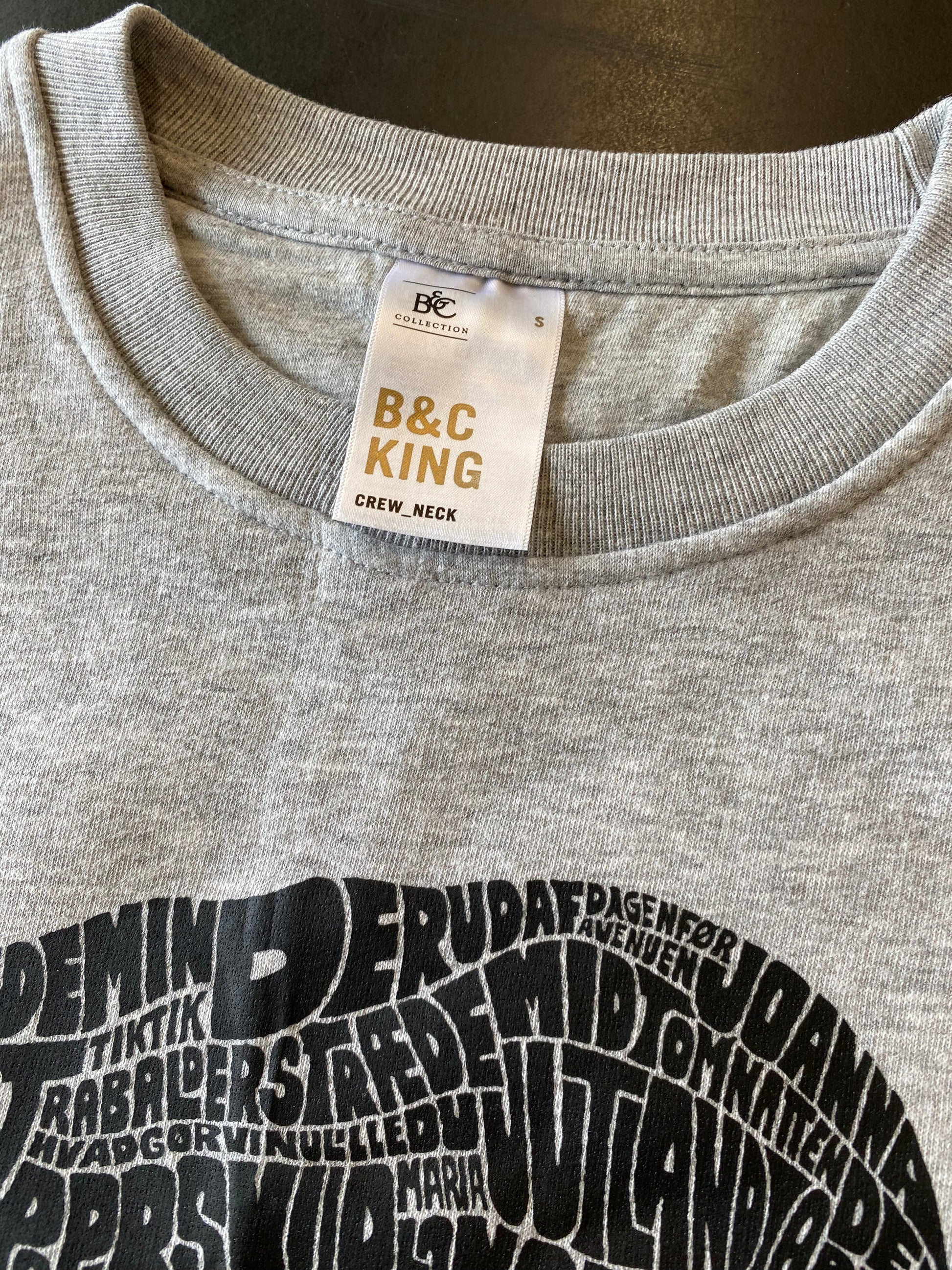 Kim Larsen sweatshirt – Small