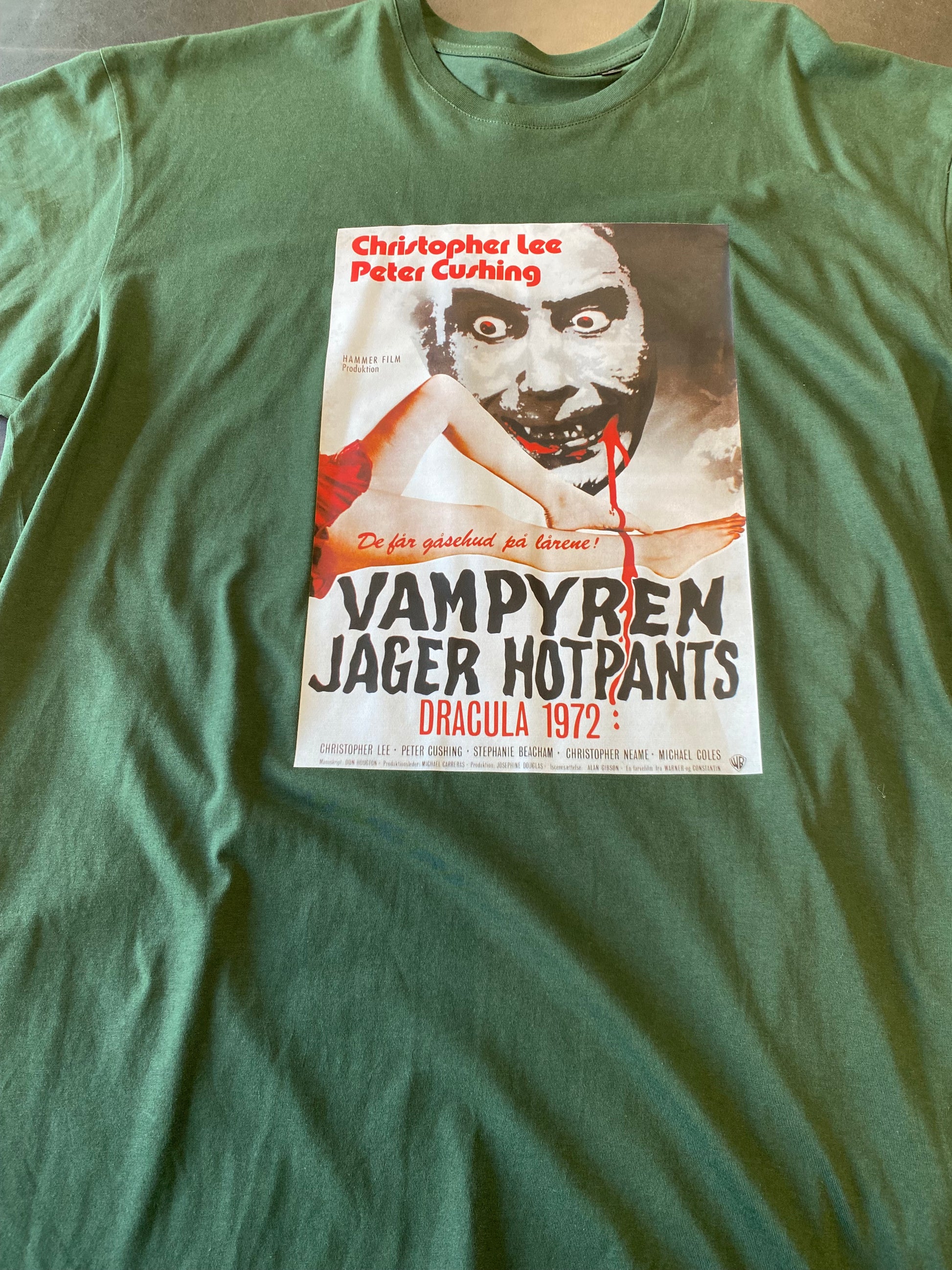 Vampyren Jager Hotpants T-shirt – Grøn 