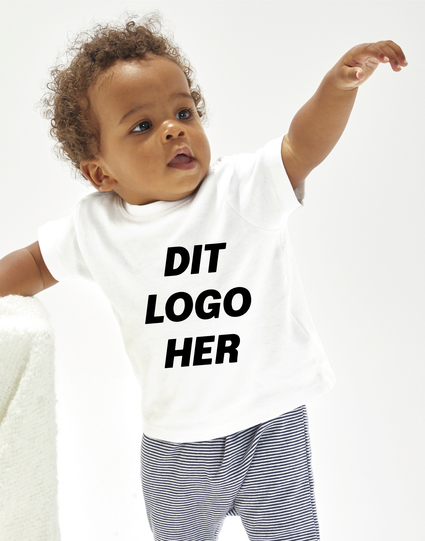 Design selv baby T-shirt hvid – upload dit eget billede
