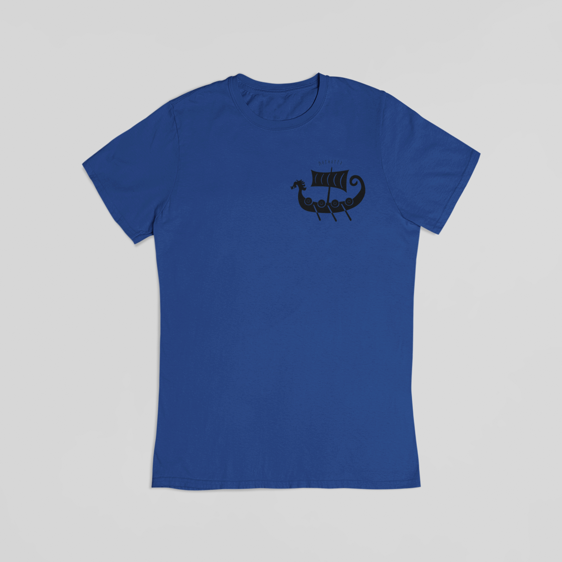 Vikingeskib med runer blå - T-shirt