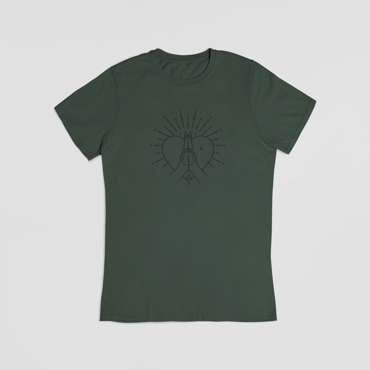 T-shirt med hjerte, bedende hænder og kors