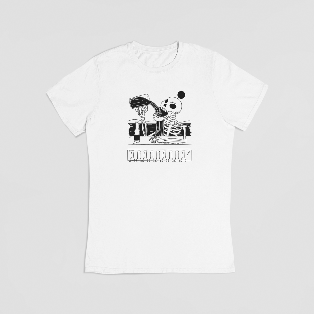 Skelettet i baren - T-shirt